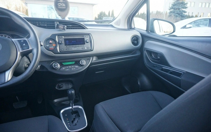 Toyota Yaris cena 45700 przebieg: 171574, rok produkcji 2018 z Grodków małe 562